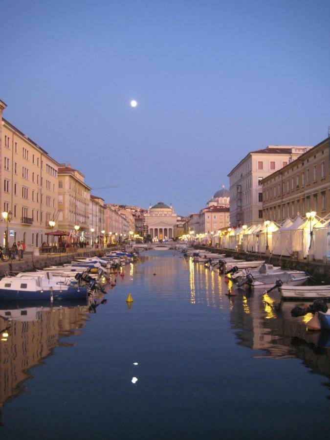 Apartamento La Casa Di Fulvio Trieste Exterior foto